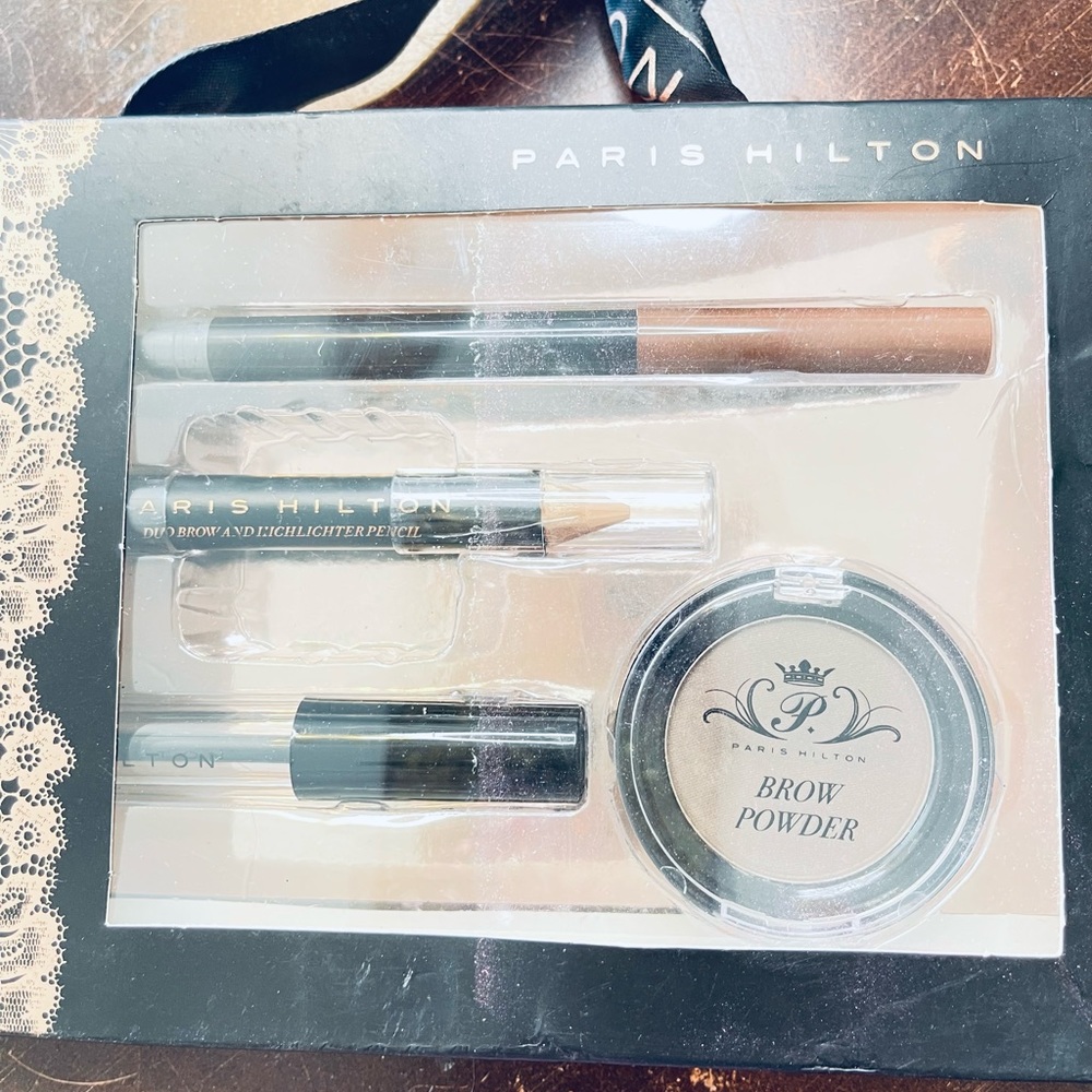 Paris Hilton all about brows eye brow kit! New 4 piece set! Brunette! New!